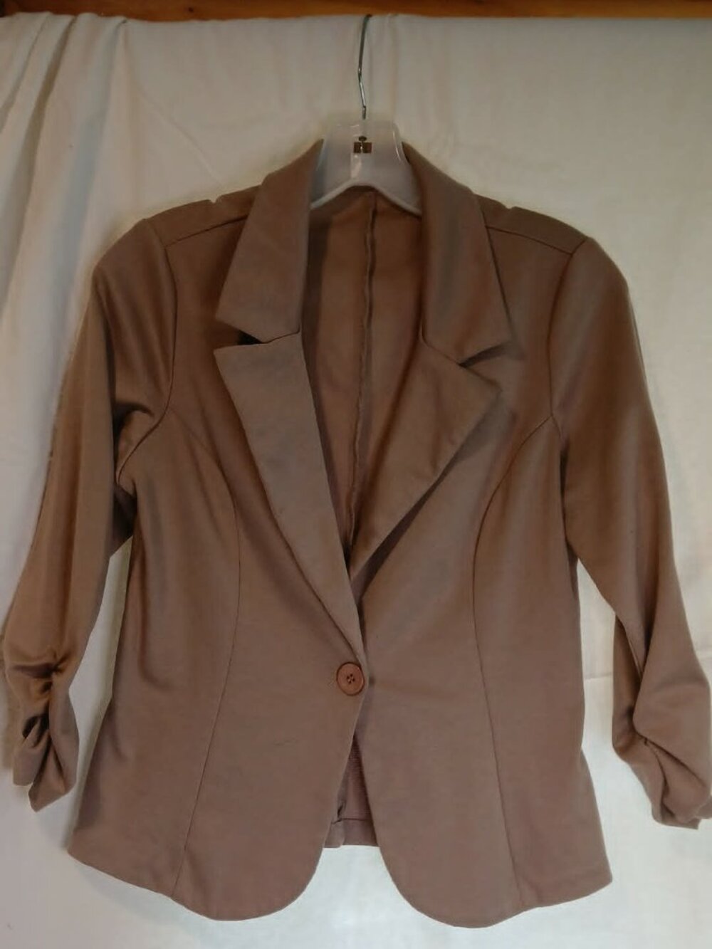 Women's Auline Collection taupe colored casual blazer size large